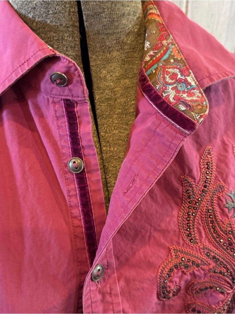 Embroidered Toku Magenta Button-Up Shirt - Picture 3 of 12